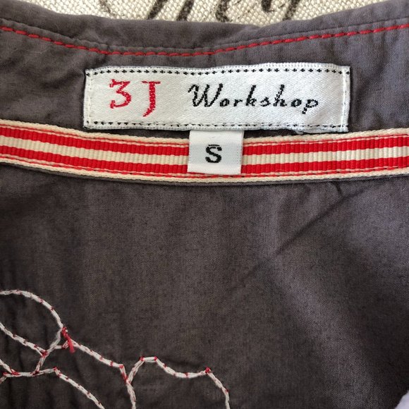 Embroidered Purple Grey Button Front Shirt - Picture 8 of 9